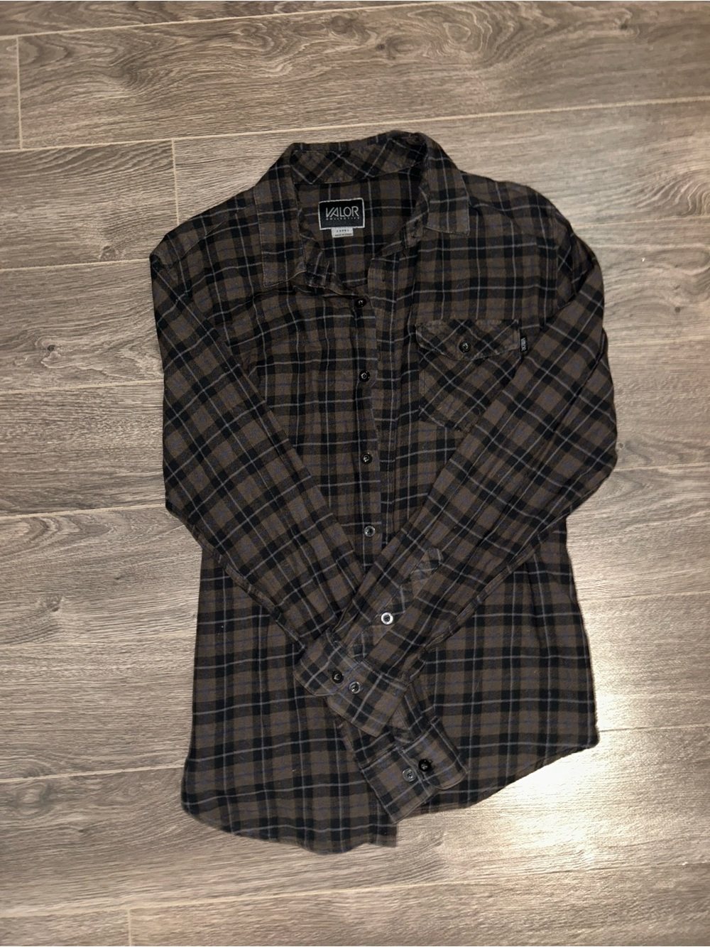 Black and Brown Plaid Casual Button-Down Shirt